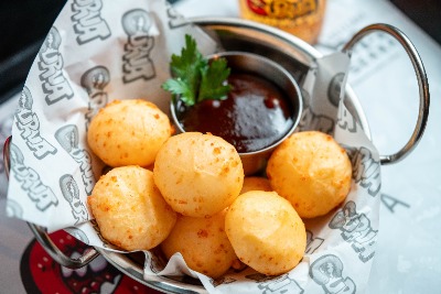 Bolinhos de Queijo Canastra